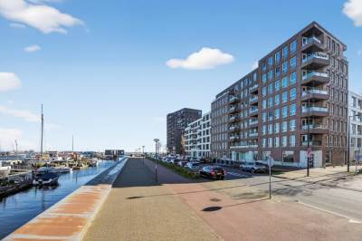 Woning Cas Oorthuyskade 274 Amsterdam