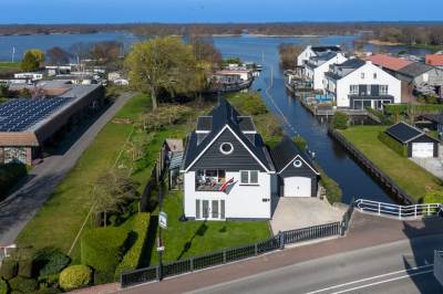 Woning Oud-Loosdrechtsedijk 218 Loosdrecht