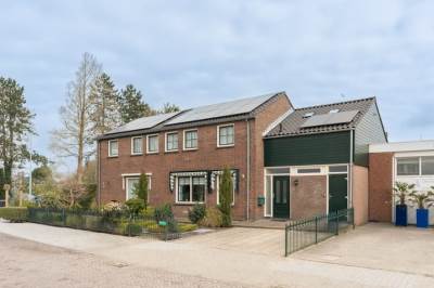 Woning Nieuwstraat 21 Nieuw-Vennep