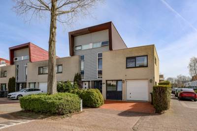 Woning E. du Perronstraat 35 Almere