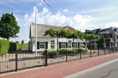 Woning Oud-Loosdrechtsedijk 226 Loosdrecht