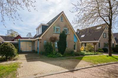 Woning Jean Gabinplantsoen 11 Almere