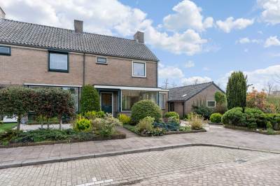 Woning Van Boetzelaerlaan 2 Leusden