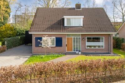 Woning Mr P J Oudlaan 41 Zwolle