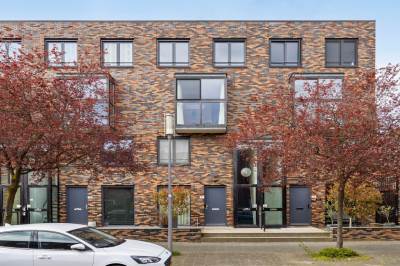 Woning J.H. van den Broekstraat 15 Rotterdam