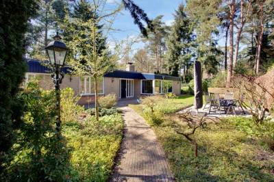 Woning Prins Constantijnlaan 8 't Harde