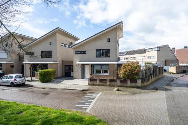 Woning Baesjoulaan 2 Tiel