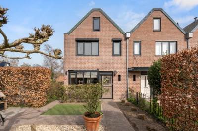 Woning Elzenlaan 1 Hoevelaken