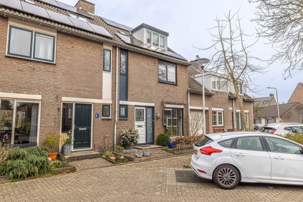 Woning Brederowende 4 Hillegom