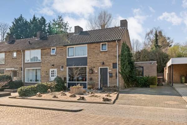 Woning Rijnstraat 1 Almelo