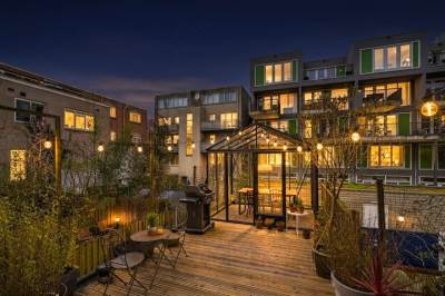 Woning Jacob van Lennepkade 3241 Amsterdam