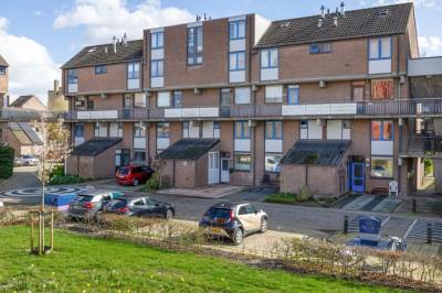 Woning C. van Boshuizenstraat 58 Spijkenisse