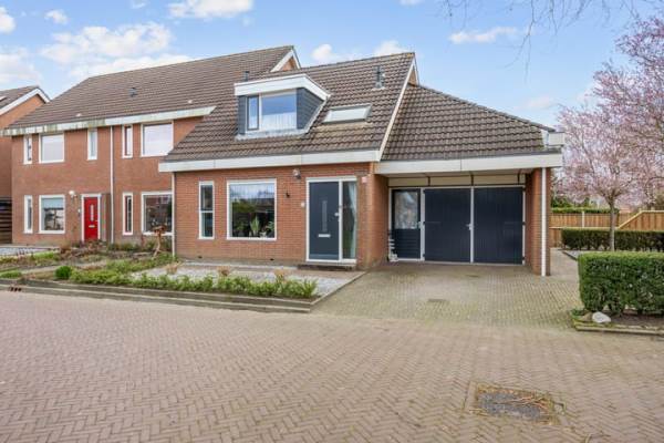 Woning Borgmanstraat 21 Kloosterburen