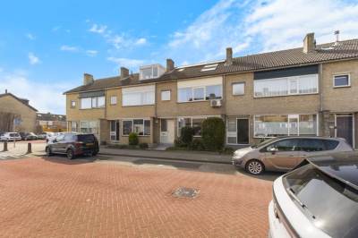 Woning Essenlaan 10 Ouderkerk aan den IJssel