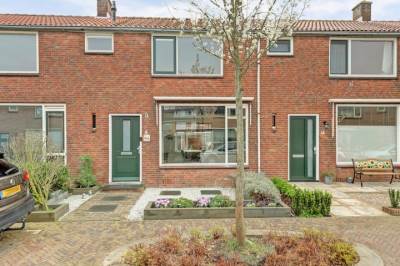 Woning van Ruysdaelstraat 4 Hazerswoude-Dorp