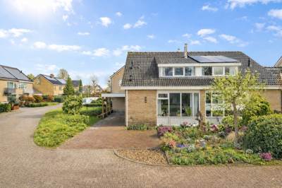 Woning Fruitplein 8 Beneden-Leeuwen