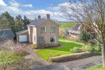 Woning Domela Nieuwenhuisweg 63 Nij Beets