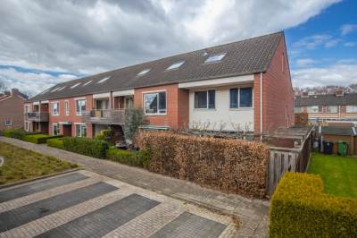 Woning Amalia van Solmsstraat 10 Elst (GE)