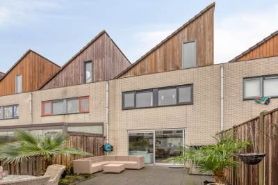 Woning E. du Perronstraat 34 Almere