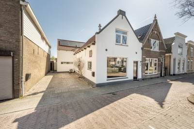 Woning Koninginneweg 63 Oud-Beijerland
