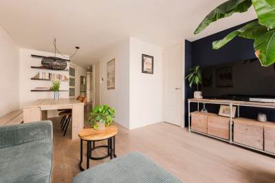 Woning Albert Cuypstraat 2042 Amsterdam