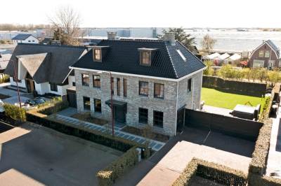 Woning De Poel 4H Monster
