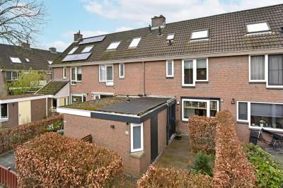 Woning Essenlaan 81 Ter Aar