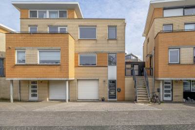 Woning Waterlijn 16 Monster
