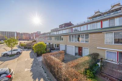 Woning Marga Klompéstraat 11 Zaandam