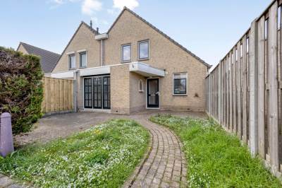 Woning Azaleastraat 4 Almere