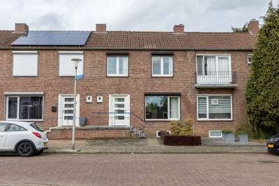 Woning Burg. Willemsstraat 6 Hoensbroek
