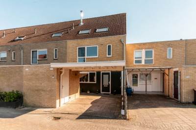 Woning Karveel 4532 Lelystad