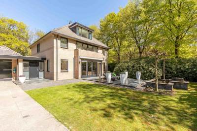 Woning van Lyndenlaan 10 Soest