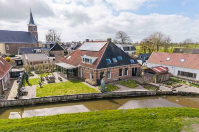 Woning Kerkstraat 19 Tjerkwerd