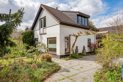 Woning Harm Aartsweg 10 't Loo Oldebroek