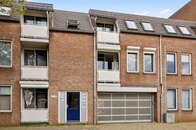 Woning Kardinaal van Rossumstraat 42 Tilburg