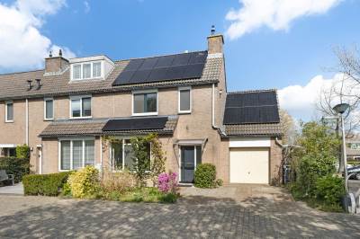 Woning Vrouwenzand 58 Huizen