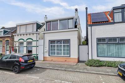 Woning Rijnweg 140 Monster