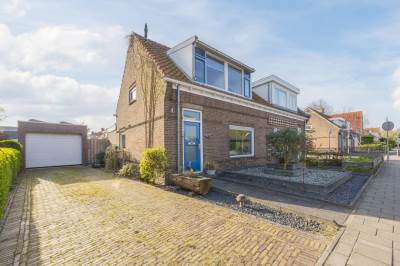 Woning Prins Bernhardstraat 3 Ooltgensplaat