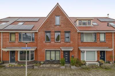 Woning Julianastraat 158 Lisse