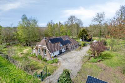 Woning Kanaal N.Z. 4 Hooghalen