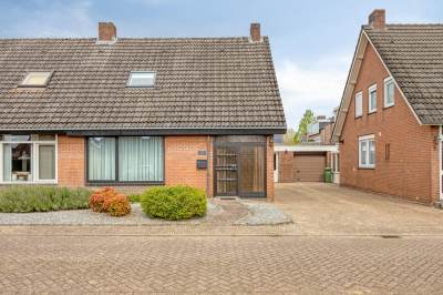 Woning Burchtplein 2 Baarlo (LI)