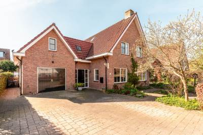 Woning Helmgras 8 Zeewolde