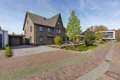 Woning Cecil Powellhof 3 Almere