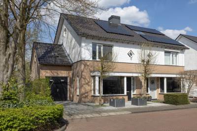 Woning Tuinfluiterstraat 1 Hengelo (OV)