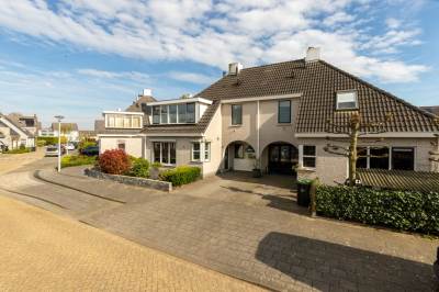 Woning James Grieve 13 Tiel