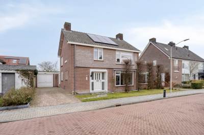 Woning Nassaustraat 32 Best
