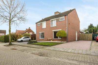 Woning Elzenweg 34 Maasbracht