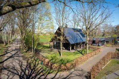 Woning Veldhuisweg 1 IJhorst