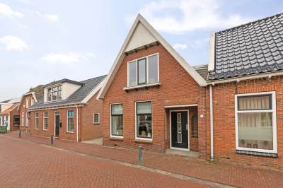 Woning Hoofdstraat 45 Niezijl